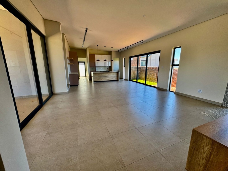 3 Bedroom Property for Sale in Helderzicht Eco Estate North West